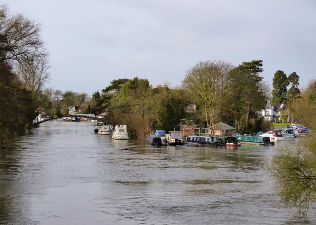 River flooding at Weybridge